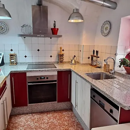 La Casa Del Barranco